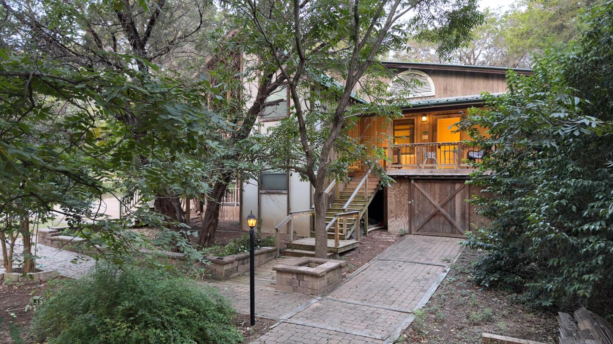 Bed And Breakfast On White Rock Creek Waco Bagian luar foto