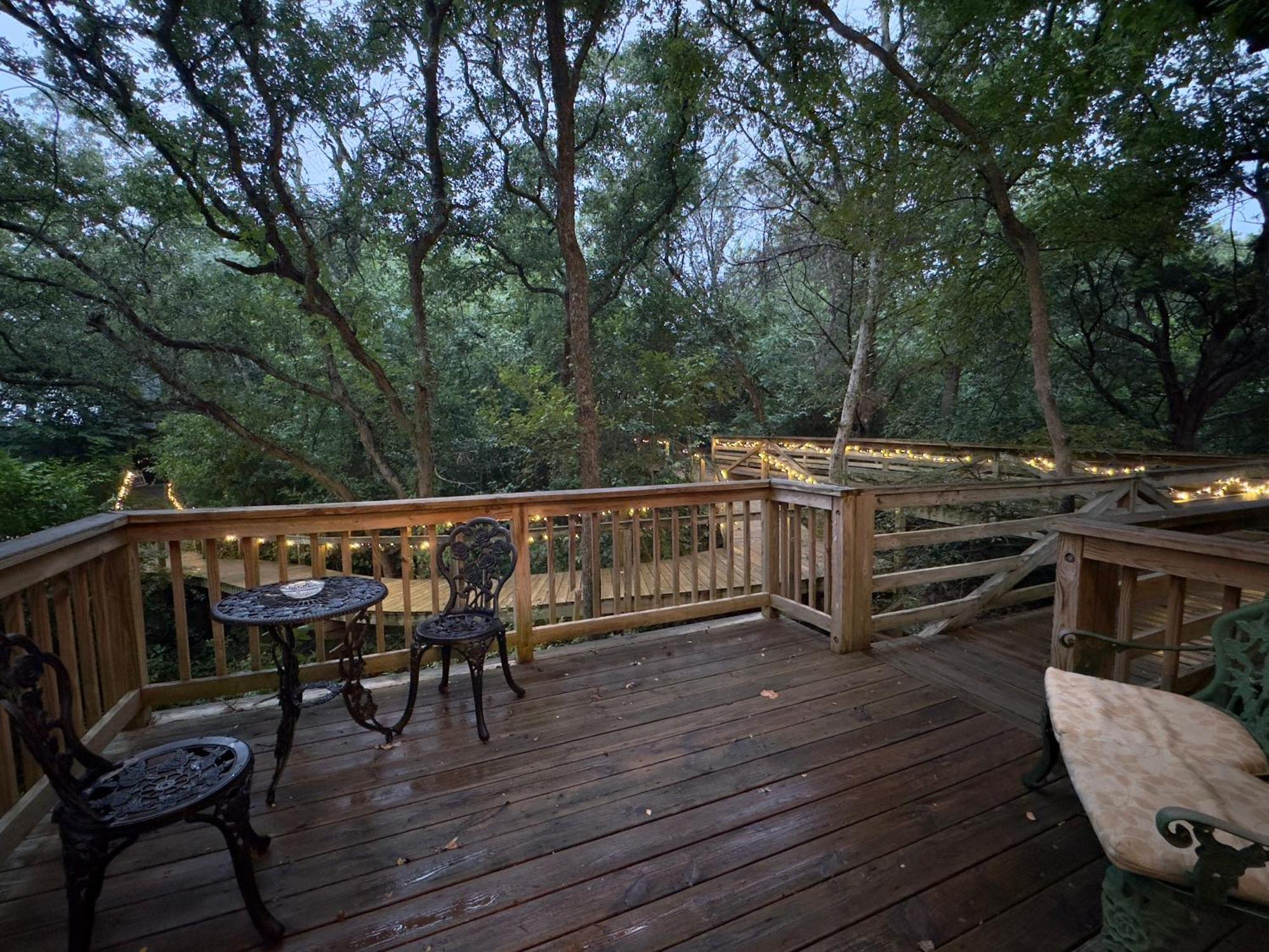 Bed And Breakfast On White Rock Creek Waco Bagian luar foto