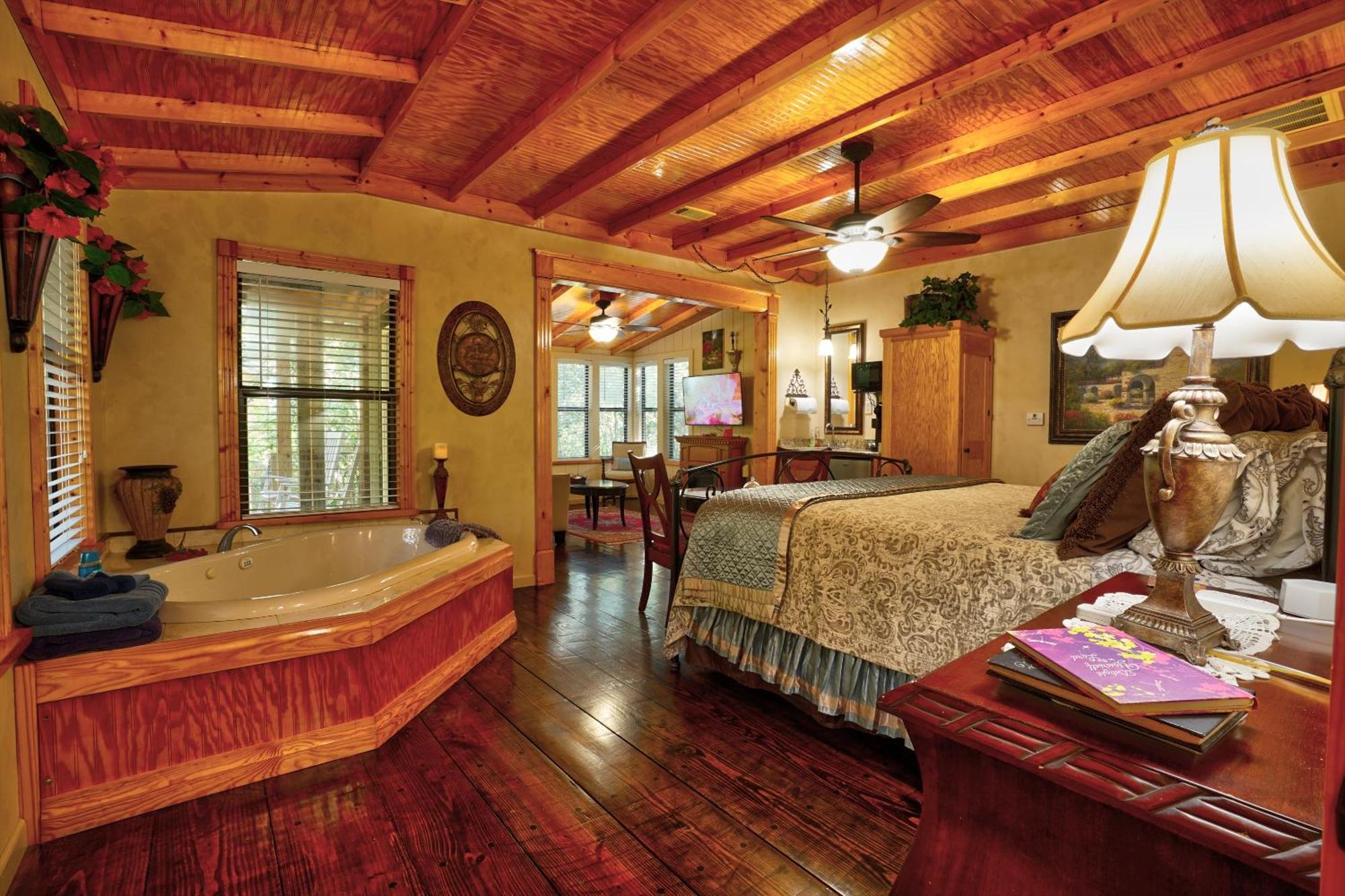 Bed And Breakfast On White Rock Creek Waco Bagian luar foto