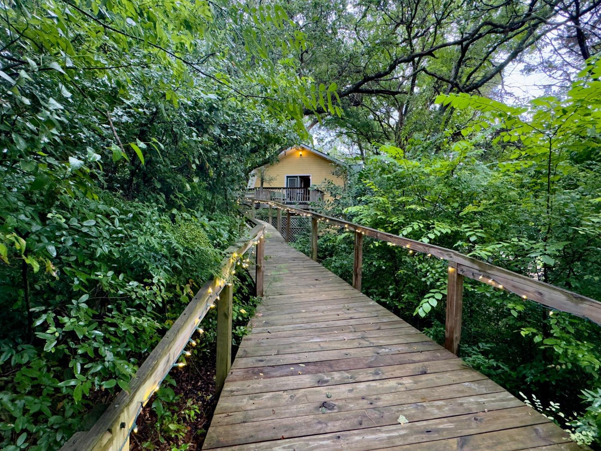 Bed And Breakfast On White Rock Creek Waco Bagian luar foto