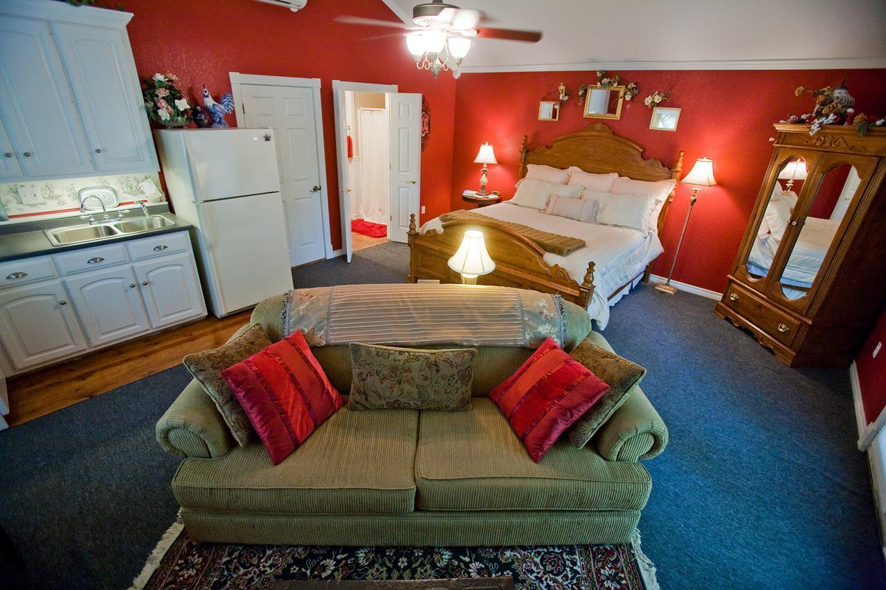 Bed And Breakfast On White Rock Creek Waco Bagian luar foto