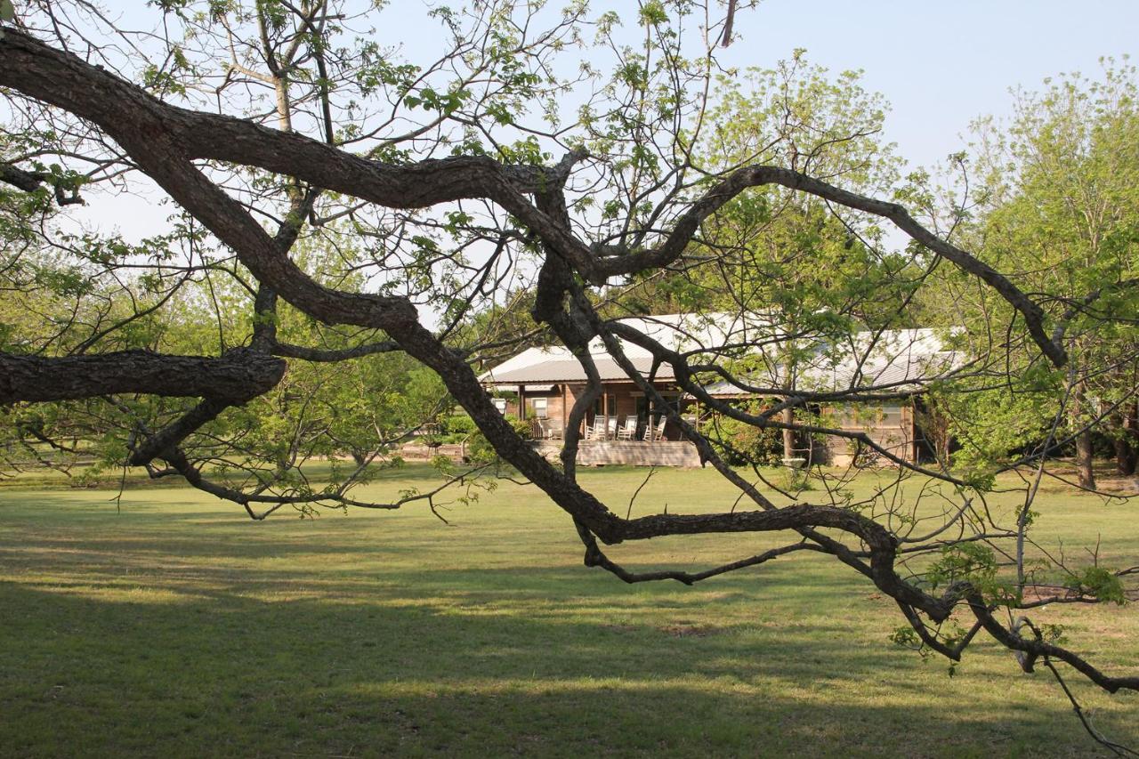 Bed And Breakfast On White Rock Creek Waco Bagian luar foto